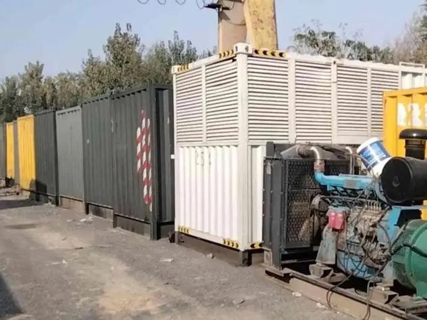 零陵200KW柴油发电机机组每小时油耗是多少？